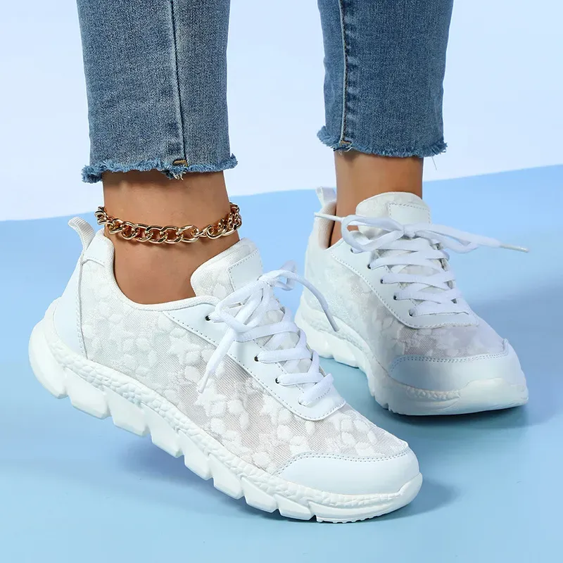 Women Casual Fashion Mesh Breathable Sneaker