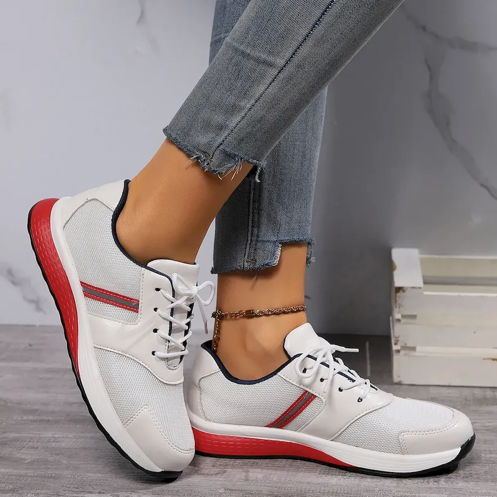 Plus Size Women Fashionable Thick Bottom Sneaker