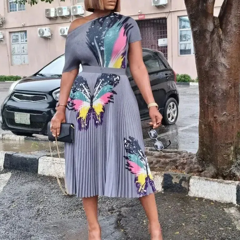 Women Fashion Plus Size Multicolor Butterfly Printed Short-Sleeved Top Pleated Skirt Two-Piece Set